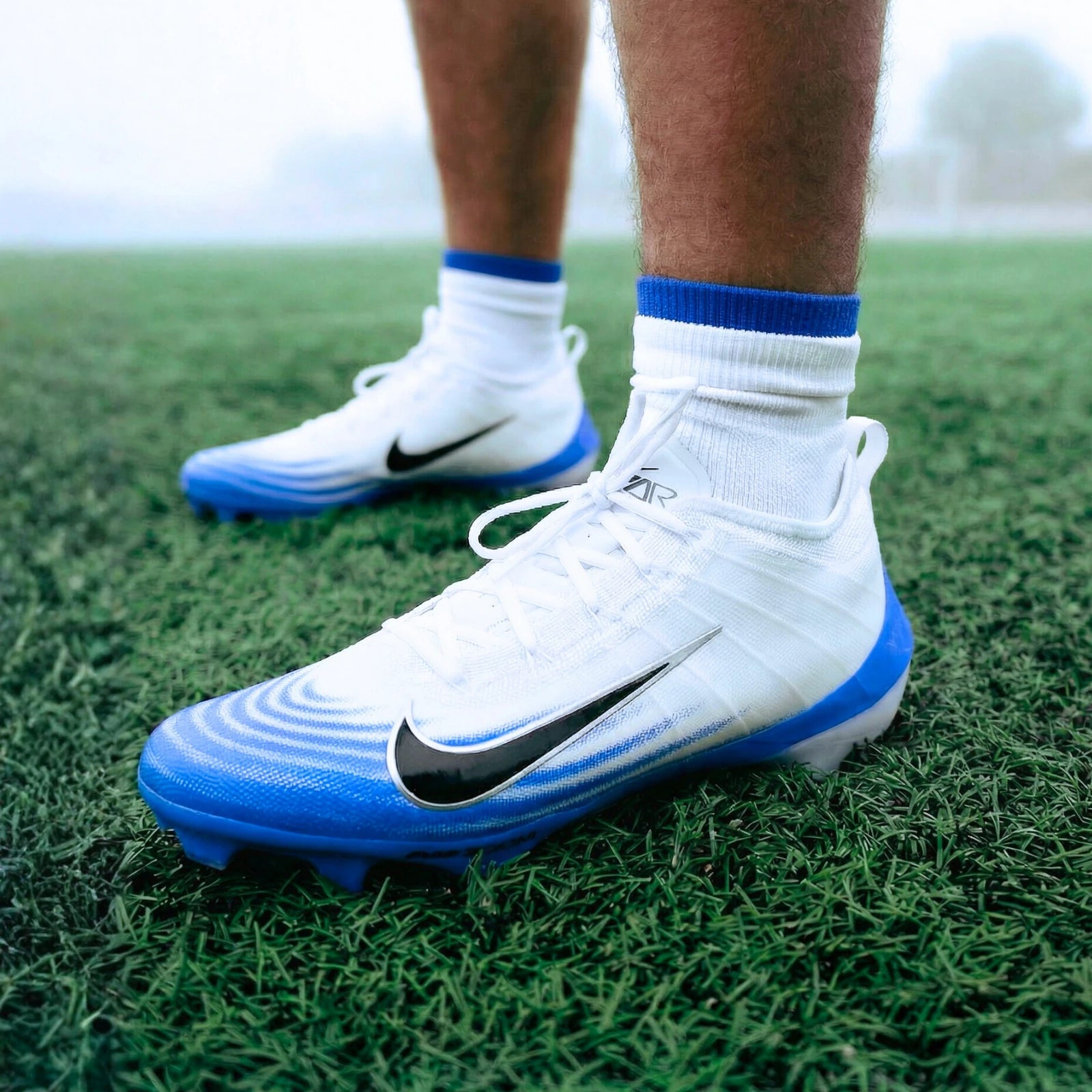 Two-Tone Kloud Grip Quarter Socks