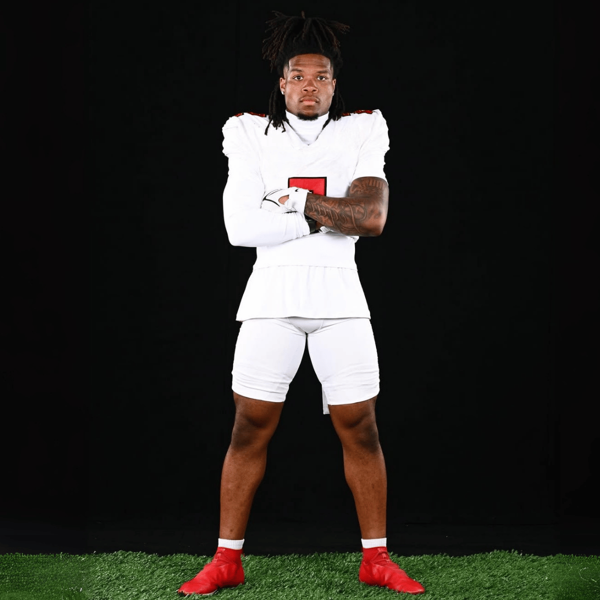 Right Arm Long Turtleneck Compression+ Shirt